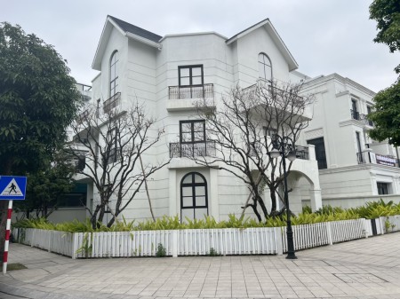 Biệt thự đơn lập góc Hải Âu view biển 385m2 giá 83.2 tỷ tại Vin Gia Lâm (0985 941715 Mr Hùng)
