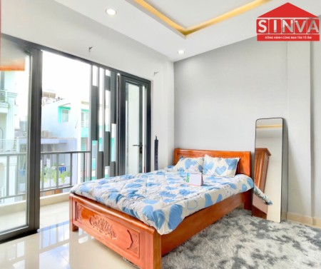 Cho thuê phòng ban công full nội thất tại Tân Quy, Quận 7