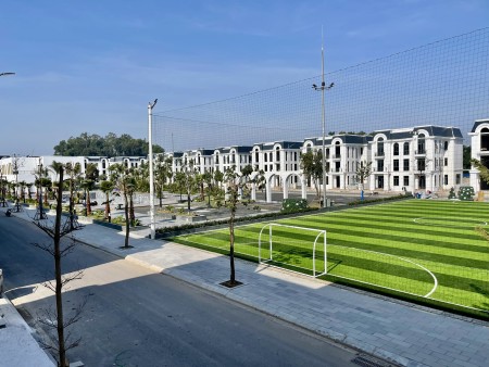 Bán cắt lỗ gấp căn Shophouse mặt đường 30m dự án Crown Villas Thái Nguyên do vỡ nợ bank