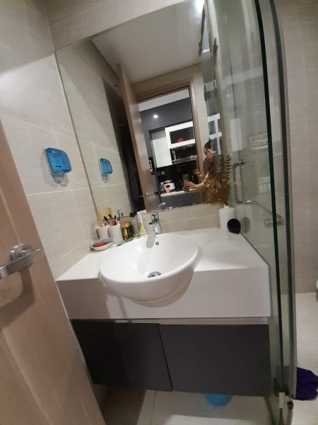 CC cần bán gấp căn studio 28m2, full đồ tại dự án Vinhomes smart city. Giá chỉ 1,5 tỷ
