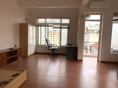 Cho Thuê Phòng Tại Xuân Thủy 30m2 Siêu Thoáng