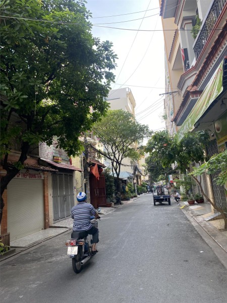 Bán nhà phường 13 quận Tân Bình, hẻm Phan Văn Sửu, gần Etown, 40m2