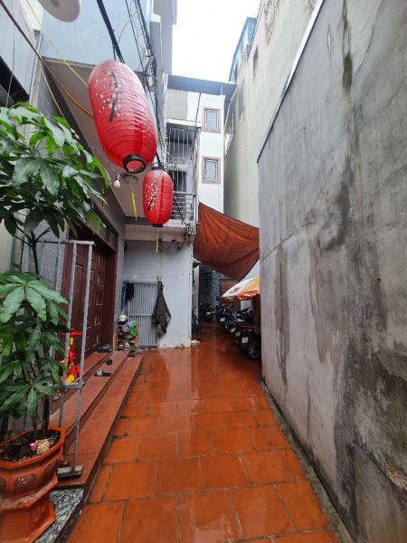 Nhà mới đón Tết, view Hồ Linh Đàm, 50m2 x 4 tầng, 3 ngủ, giá 4,98 tỷ