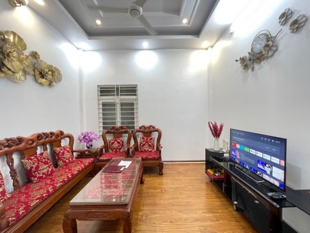 Bán nhà Khu Bán đảo Linh Đàm, 37m2 x 4 tầng, 4 ngủ, MT 4m, giá 5,2 tỷ