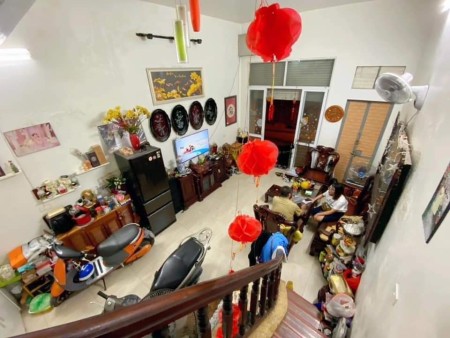 ????????????BÁN GẤP CĂN MẶT PHỐ DUY NHẤT CÙ CHÍNH LAN. GIÁ CỰC SỐC