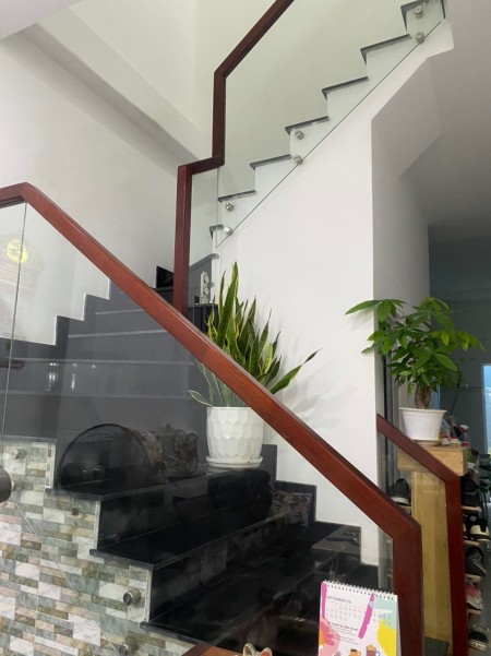 Hẻm xe hơi, dối diện chợ Tân Trụ, P.15 , Q. Tân Bình – 42m2 x 2 Tầng – giá 4tỷ - MS 045