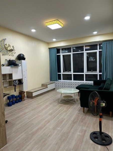 Cần cho thuê gấp căn hộ Ngọc Phương Nam Quận 8, Dt : 120 m2, 3PN, 2WC, Giá : 12 tr/th,