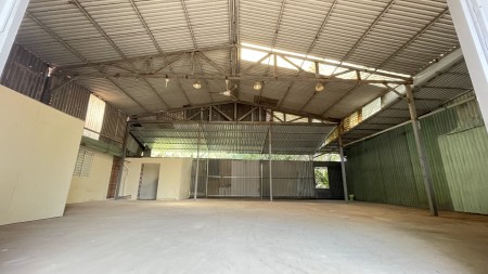 Cho thuê nhà kho xưởng sx Q.2 DT 230m2 điện 3pha 60k/m2/tháng làm kho hàng, xưởng gỗ, sắt, mỹ nghệ
