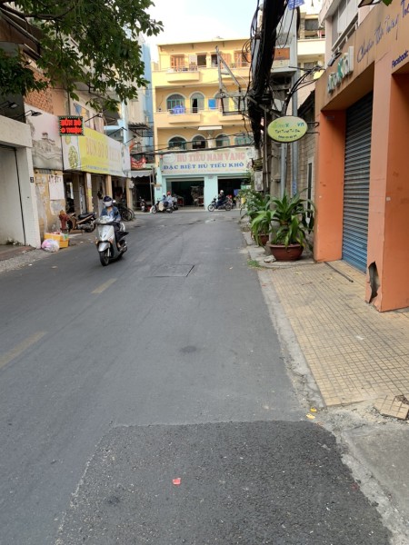 Bán nhà mặt tiền Đặng Văn Ngũ, phường 10, Phú Nhuận