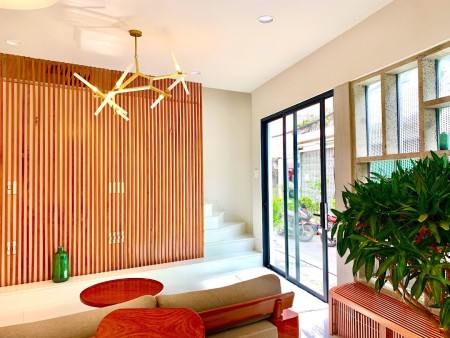 Siêu Mẫu CMT8, P.10 , Q.3, DT 35m2 – 5m x 7.5m: 6.6 tỷ, bán trong 7 ngày – MS 044