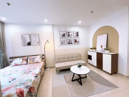Chính chủ cần bán căn hộ Studio 28m2 đầy đủ nội thất, đã có sổ, giá 1tỷ200tr bao toàn bộ phí