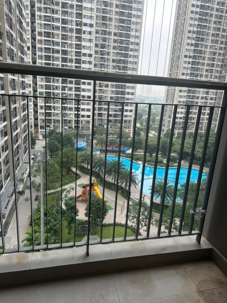 Bán gấp căn góc diện tích 64M2, 2PN 2VS view trực diện bể bơi, full đồ, phân khu S1 Sẵn sổ giao dịch