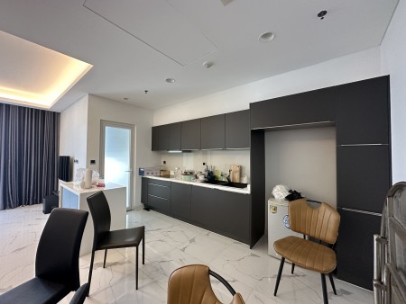 Cho thuê căn hộ Sarina Sala 3 phòng ngủ nội thất cơ bản - Ngay trường Việt Úc