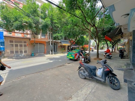 Đi đến slide 8