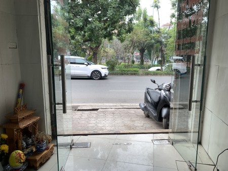 Chính chủ cho thuê mặt bằng kinh doanh 962 đường Láng, Đống Đa, Hà Nội
