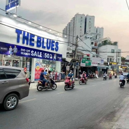 Nhà nguyên căn mặt tiền đường Tân Phú, 440m2, chỉ 45 triệu