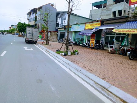Bán đất thổ cư - Trục chính - Ỷ lan Đặng Xá, Gia Lâm, HN