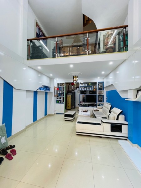 Phân lô ô tô tránh - Kinh doanh khu VIP - Mới cứng đẹp long lanh