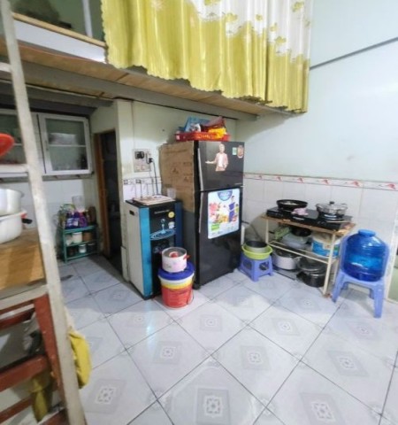 Bán nhà cấp 4 kèm 4 phòng trọ phía sau tại Thành phố Dĩ An, giá 3 tỷ 50 triệu