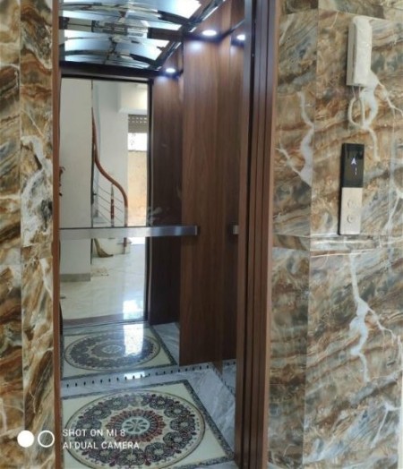 Bán CCMN trung tâm Cầu Giấy diện tích 90m2, bố trí thang máy thu nhập đến 115 triệu đồng/tháng
