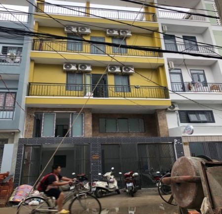 Bán phòng trọ nguyên tòa CHDV tại Dương Quảng Hàm, Gò Vấp 6x25m, 36 phòng