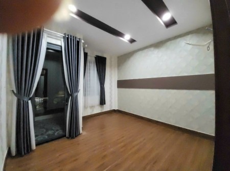 Nhà 1t3l 4pn, 3wc hẻm xe tải. oto đậu trong nhà hoặc ngoài, nội thất cơ bản đầy đủ
