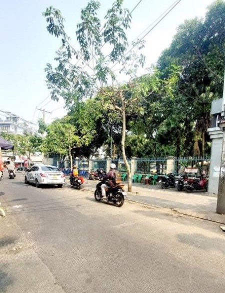 Bán dãy trọ đường Thiên Phước, Tân Bình, diện tích 92m2 giá 10.49 tỷ đồng