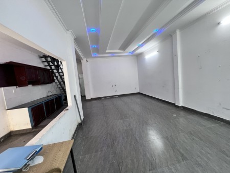 Nhà Bán, Gò Dầu, Tân Quý, Tân Phú, 68m2, 2 Tầng, Nhỉnh 5 Tỷ.