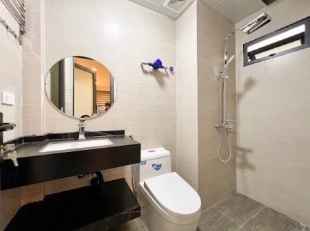 Cần bán tòa CHDV tại Thanh Xuân, diện tích 118M2 7 tầng 30PKK doanh thu 140 triệu giá 21.5 tỷ