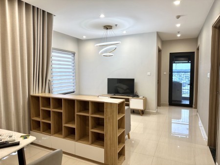 Cắt lỗ bán gấp căn hộ 2PN+1 tặng full nội thất cao cấp tại Vinhomes Grand Park