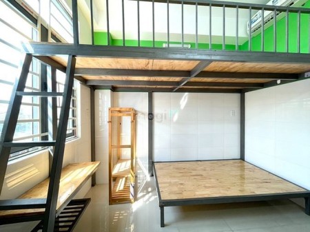 Cho thuê căn Duplex gần Xa Lộ Hà Nội, đại học SPKT, nội thất cơ bản