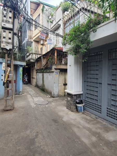 Đi đến slide 8