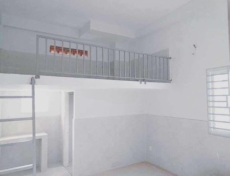Cho thuê phòng trọ cao cấp 27m2, ngay chợ Bùi Đình Túy, cọc 1 tháng, giá thuê 3.8 triệu