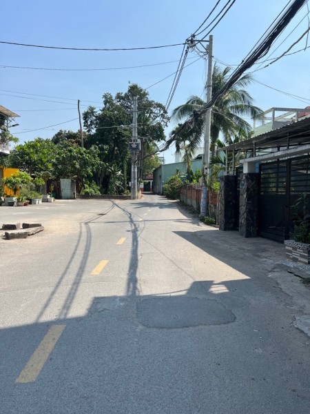 Hẻm xe tải quay đầu, ngay đường Phạm Văn Đồng, 76M2, hơn 5 tỷ, đang cho thuê 5 CHDV 25 triệu/ tháng