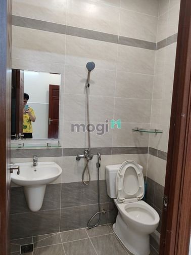 Cho thuê phòng mới, máy lạnh gần GigaMall mức giá hấp dẫn chỉ 3.5 triệu đồng/tháng