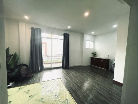 Căn hộ studio rộng rãi, giá sinh viên, Quận 10
