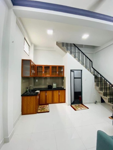 Bán nhà 1/ Quận 10, 2 tầng, 33.7m, nhà bán vĩnh viễn. 4 xx tỷx