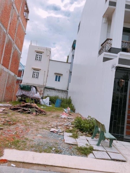 Bán lô đất cực đẹp 85m2 giá 1tỷ 559.Thuộc KDC ấp 5 Phong Phú, Bình Chánh