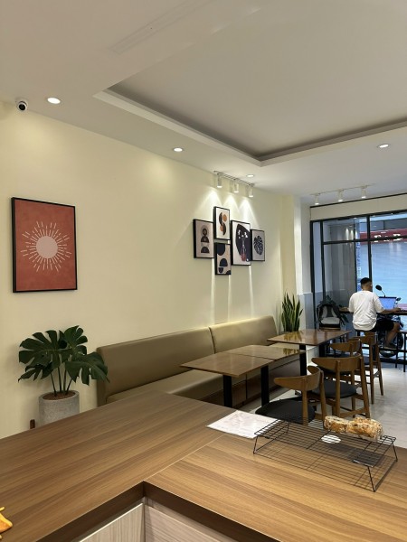 Chính chủ cho thuê mặt bằng kinh doanh tầng trệt, mặt tiền 158 Nguyễn Văn Thủ gần sát Mạc Đỉnh Chi