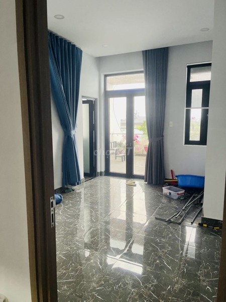 Cho thuê phòng mới diện tích 40m2, full nội thất tại Phú Hữu, Thủ Đức