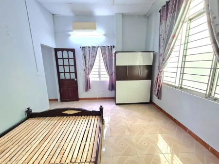 Bán nhà Ông Ích Khiêm, nhà mới toanh - 2.55 tỷ thương lượng