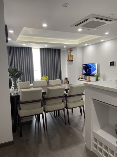 Cho thuê căn hộ The Manor, 2 phòng ngủ, nội thất mới giá 23 triệu/tháng