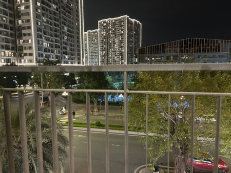 Cần gửi bán gấp căn hộ 1N+1, Full đồ thiếu ( máy giặt, tivi), Vinhomes Ocean Park.
