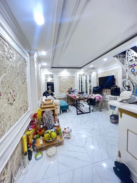Bán nhà đẹp dân xây Tôn Đức Thắng diện tích 30M2, 2 tầng 2,75 tỷ (Có thương lượng)