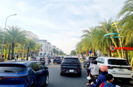 Đi đến slide 2
