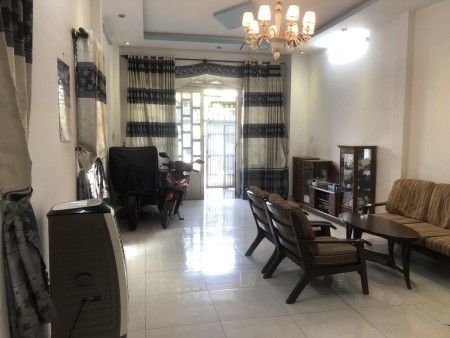 Bán nhà xe tải, ngang 5.5m - Ngay Vincom Lê Văn Việt giá nhỉnh 7 tỷ