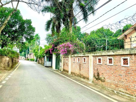 Hơn 4 tỷ 120m2 tái định cư Bình Yên đường rộng 7,5m vỉa hè 4m khu Hoà Lạc gần đại học FPT