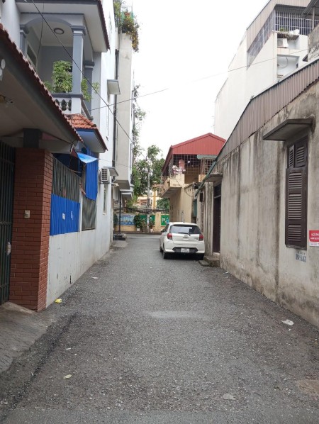 Bán nhà lô góc, vị trí cực đẹp Nguyễn Công Trứ, Phúc La, Hà Đông