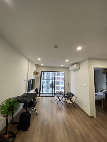 Chính chủ gửi bán căn hộ 2n1vs 54m2 imperia 4 tầng trung Vin smart