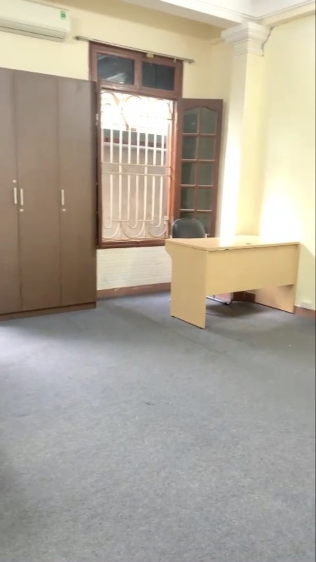 Cho thuê văn phòng diện tích 20m2 chỉ 3 triệu tại Vũ Hữu - Thanh Xuân Bắc